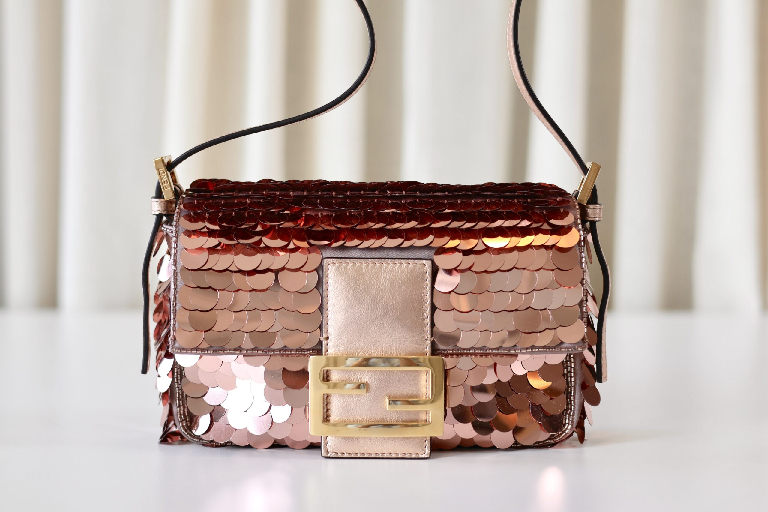 Fendi small sequin baguette - Image 3