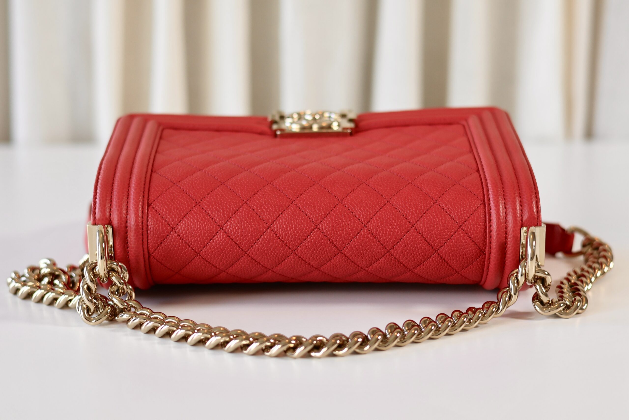 Chanel boy bag medium coral - Image 7