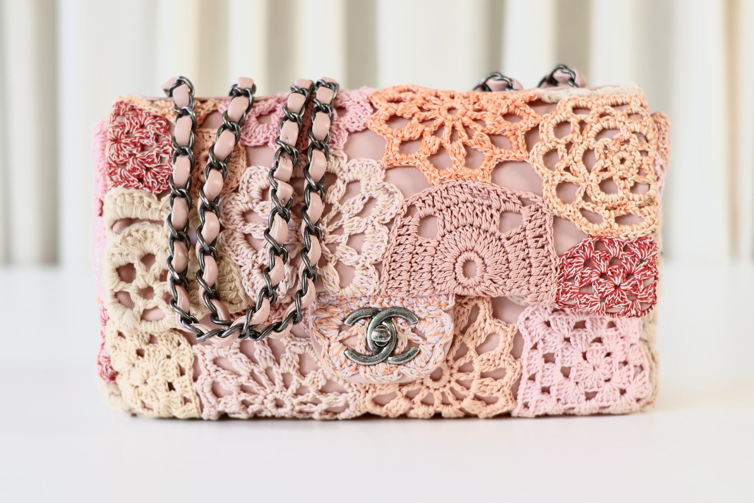 Chanel single flap bag Paris-Seoul collection - Image 3