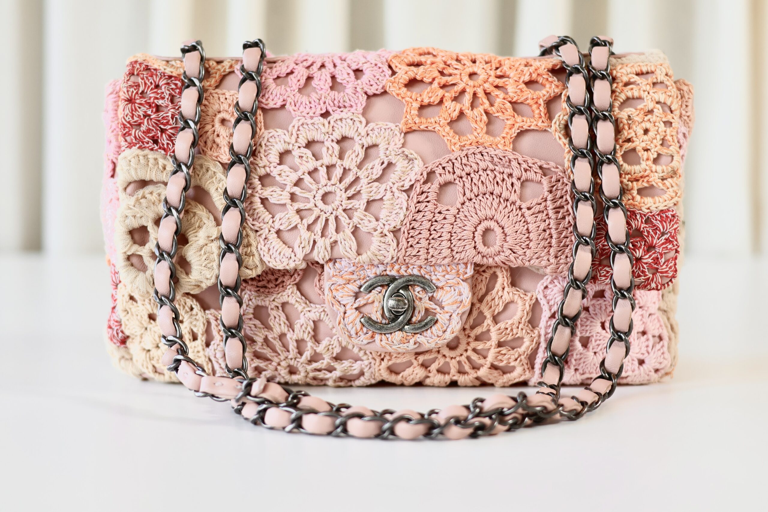 Chanel single flap bag Paris-Seoul collection - Image 6