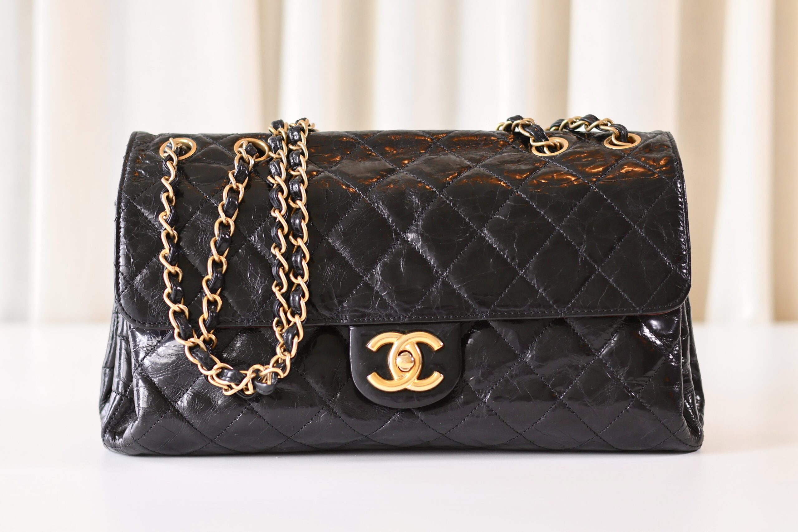 Chanel black single flap bag - Image 3