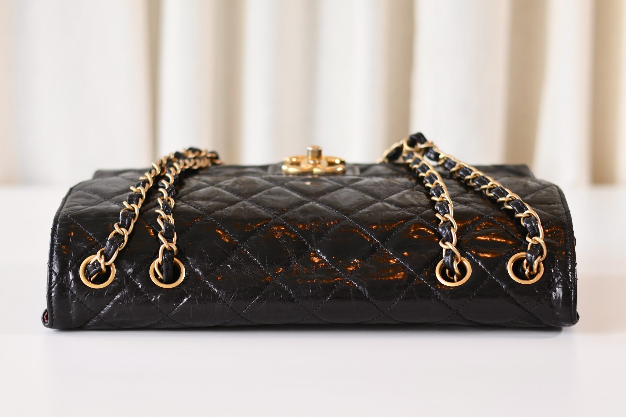 Chanel black single flap bag - Image 5