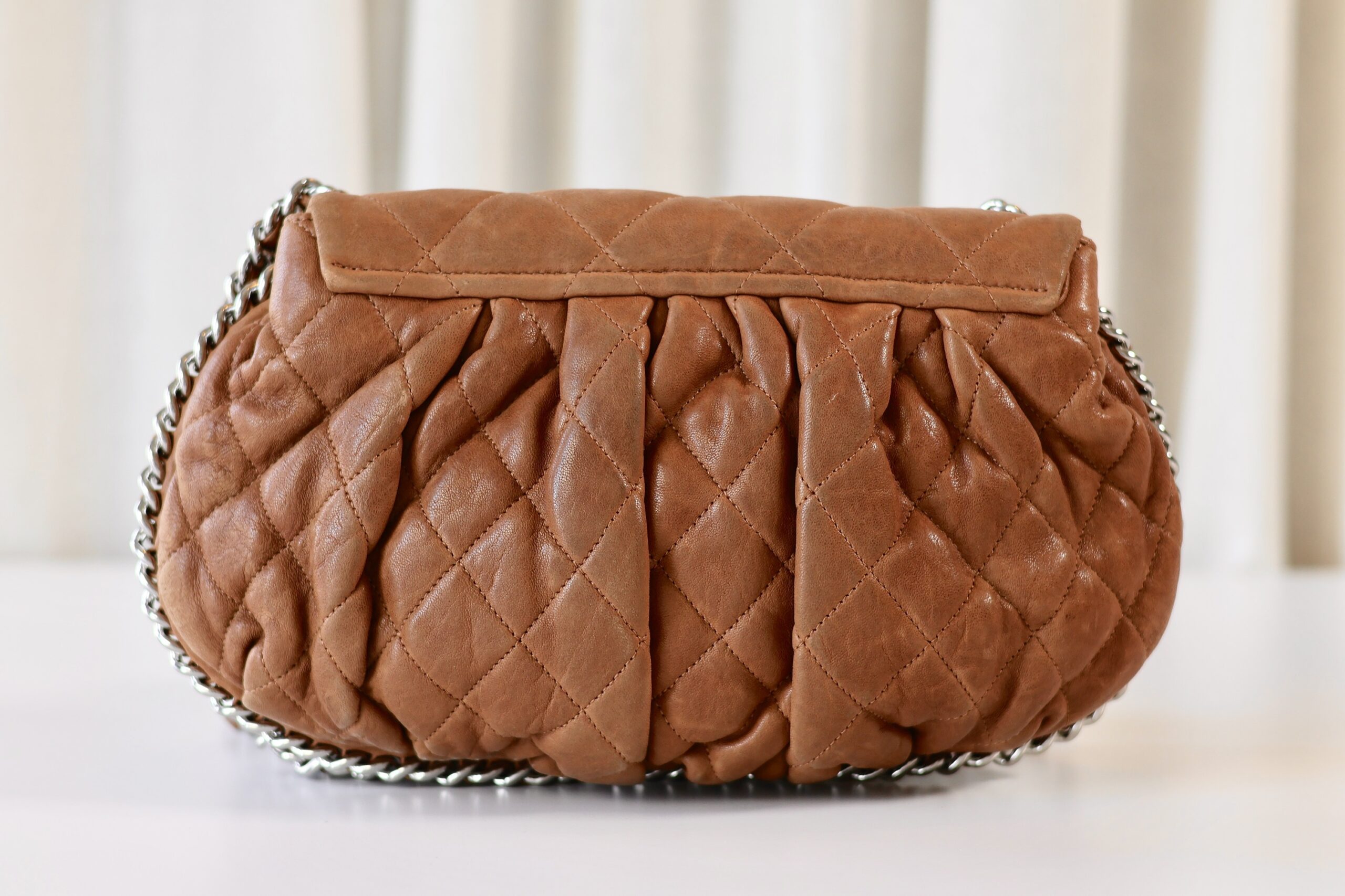 Chanel Chain Around flap bag - Image 5