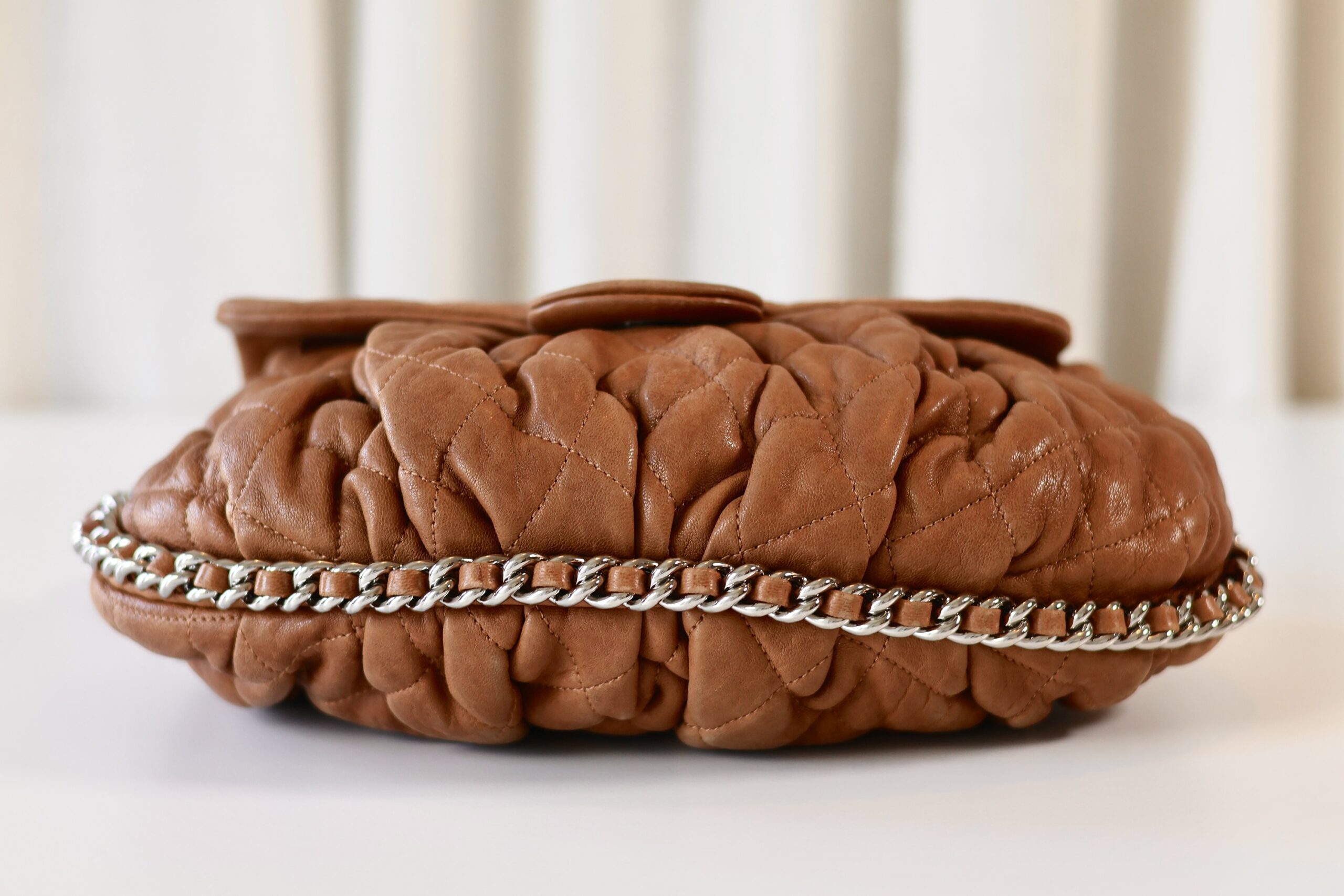 Chanel Chain Around flap bag - Image 7