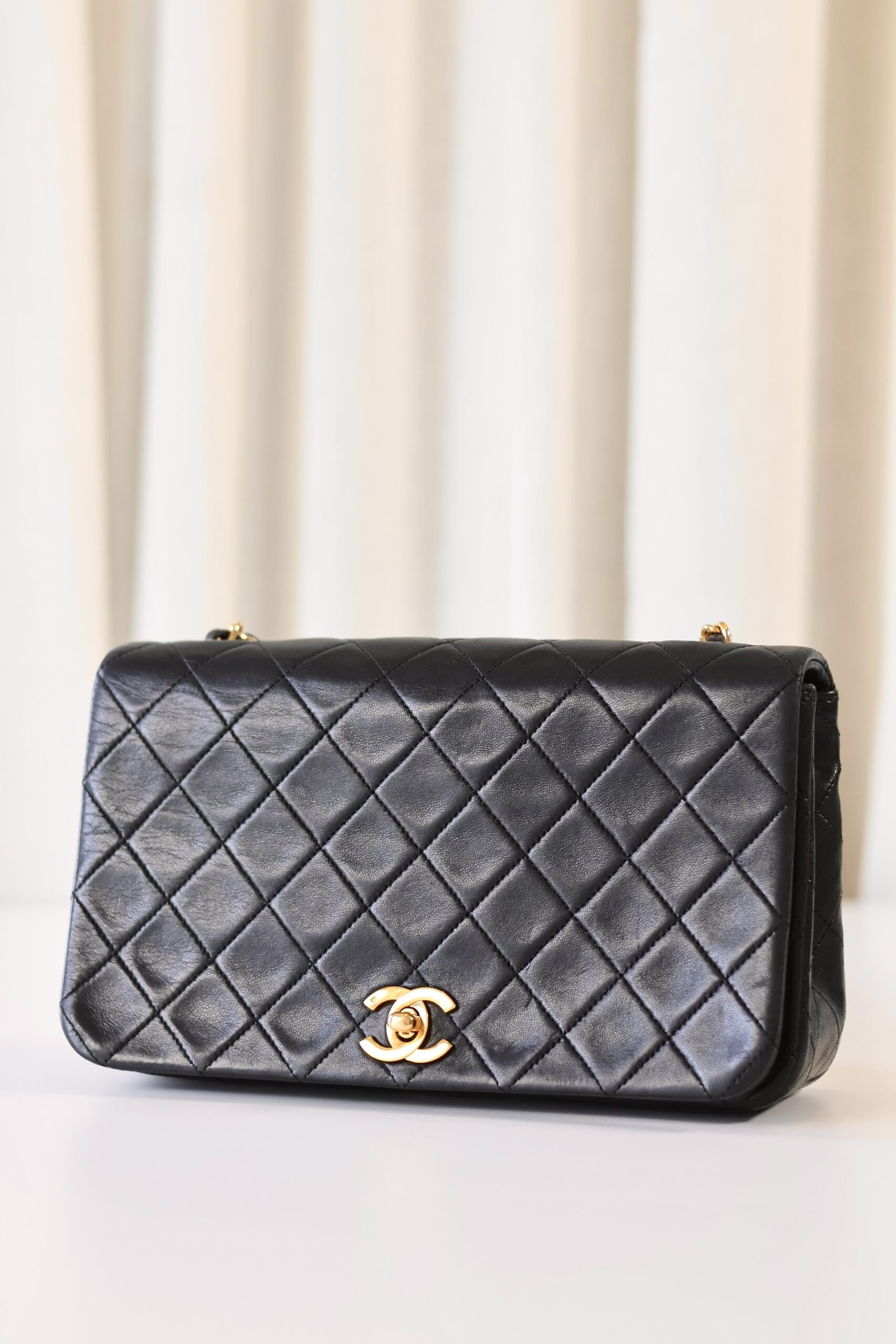Chanel vintage full flap bag - Image 2