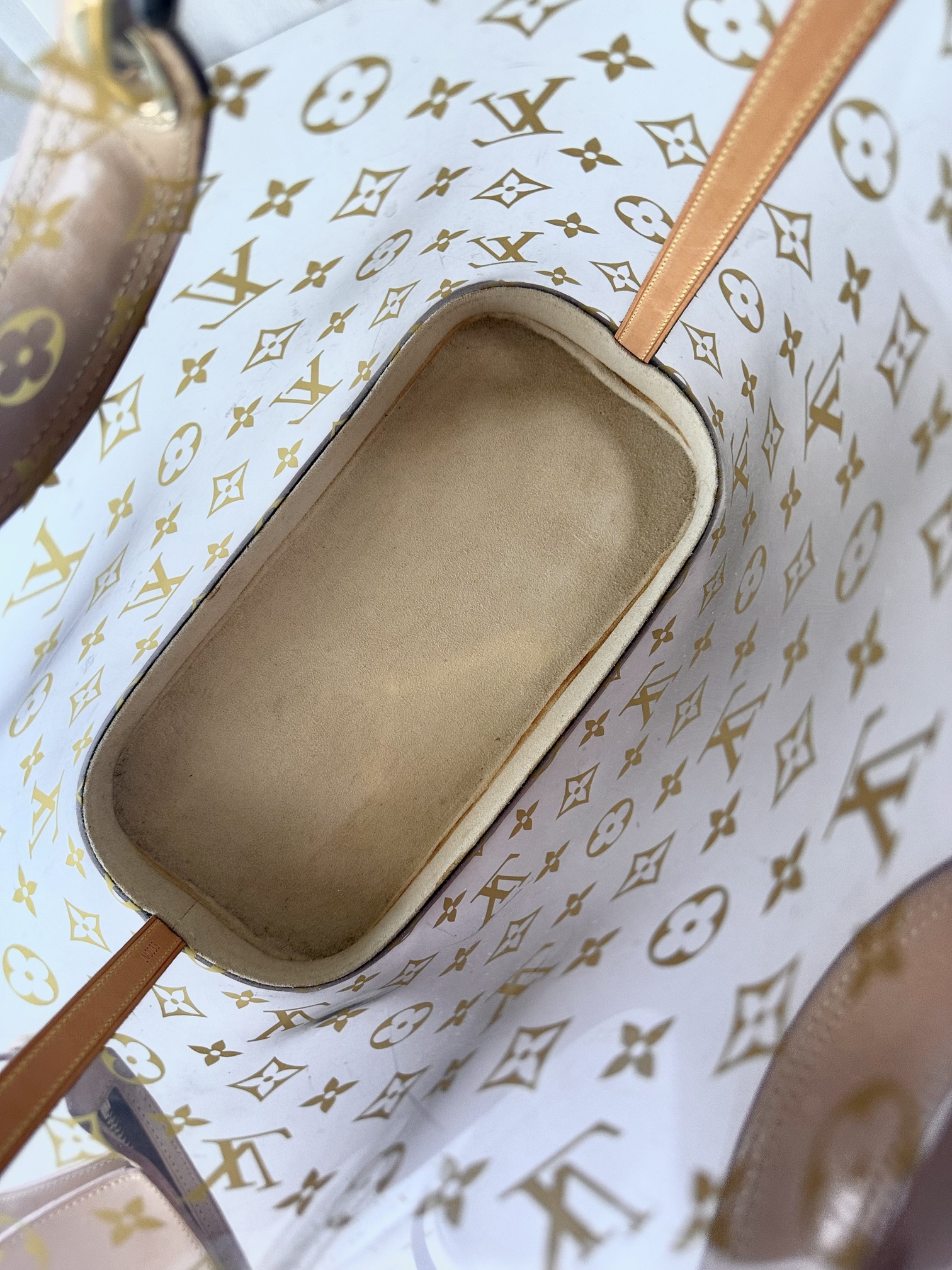 Louis Vuitton Cabas Ambre MM monogram - Image 13