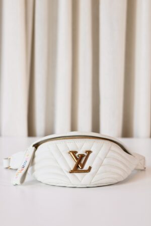 Louis Vuitton bumbag twist white
