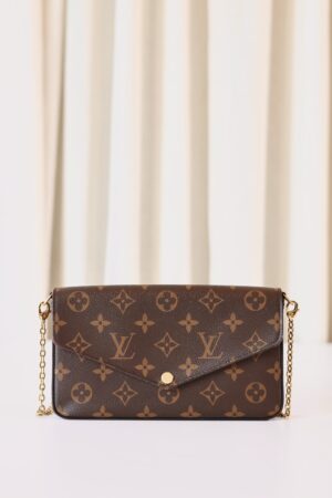 Louis Vuitton Pochette Felicie
