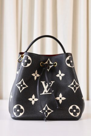 Louis Vuitton Neo Noé MM
