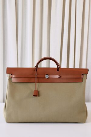 Hermes Herbag Zip retourné cabine