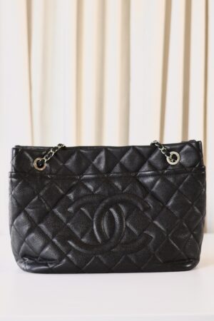 Chanel caviar tote bag black