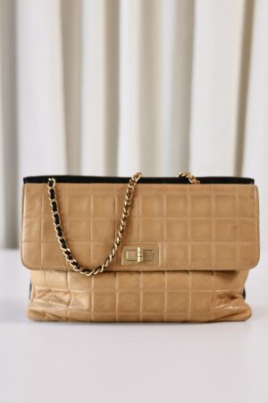 Chanel reissue shoulder bag