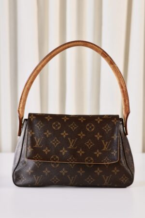 Louis Vuitton vintage Looping PM