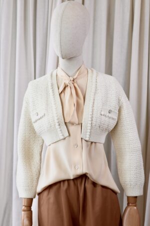 Chanel tweed jacket créme