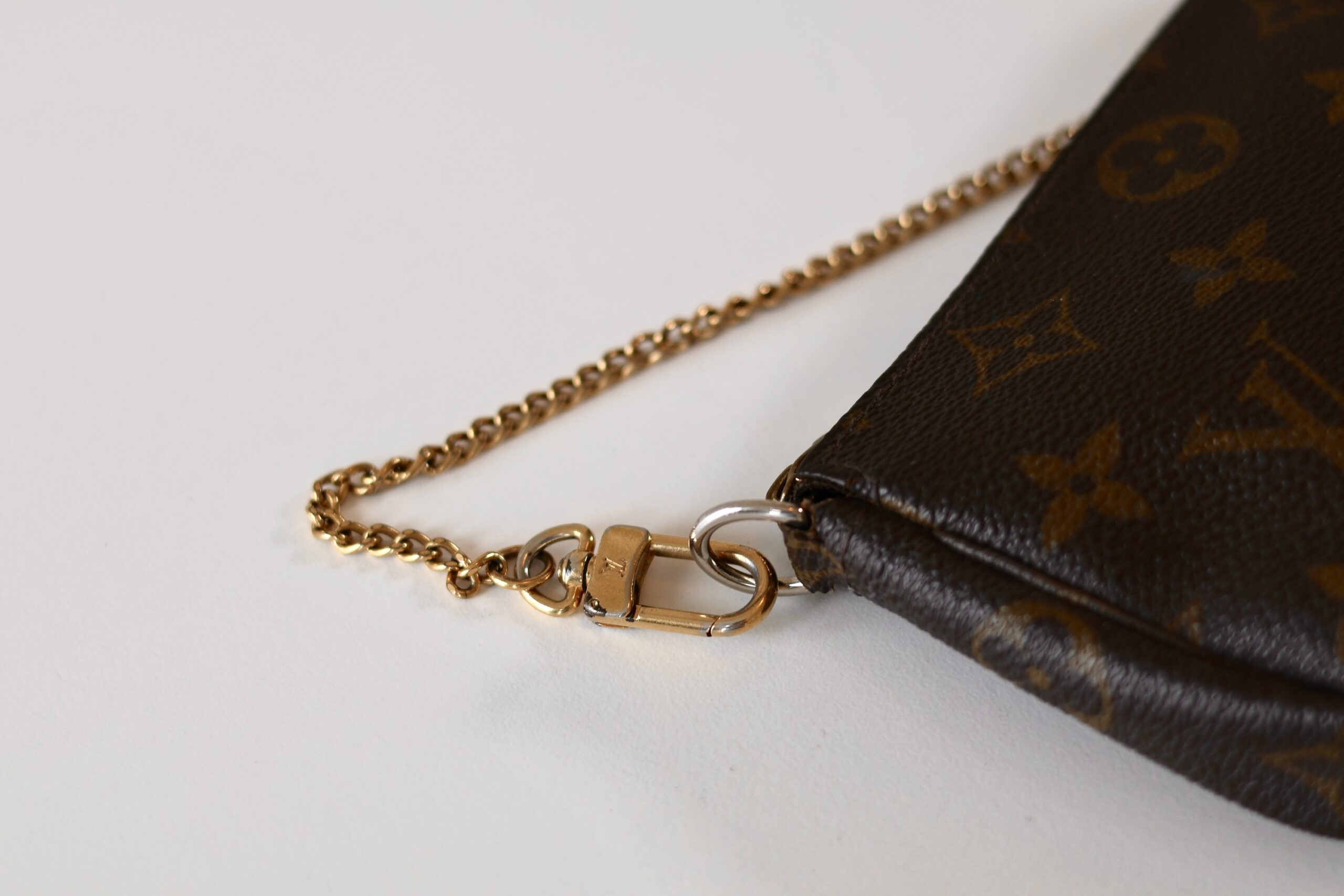 Louis Vuitton mini Pochette Accessoires - Image 6