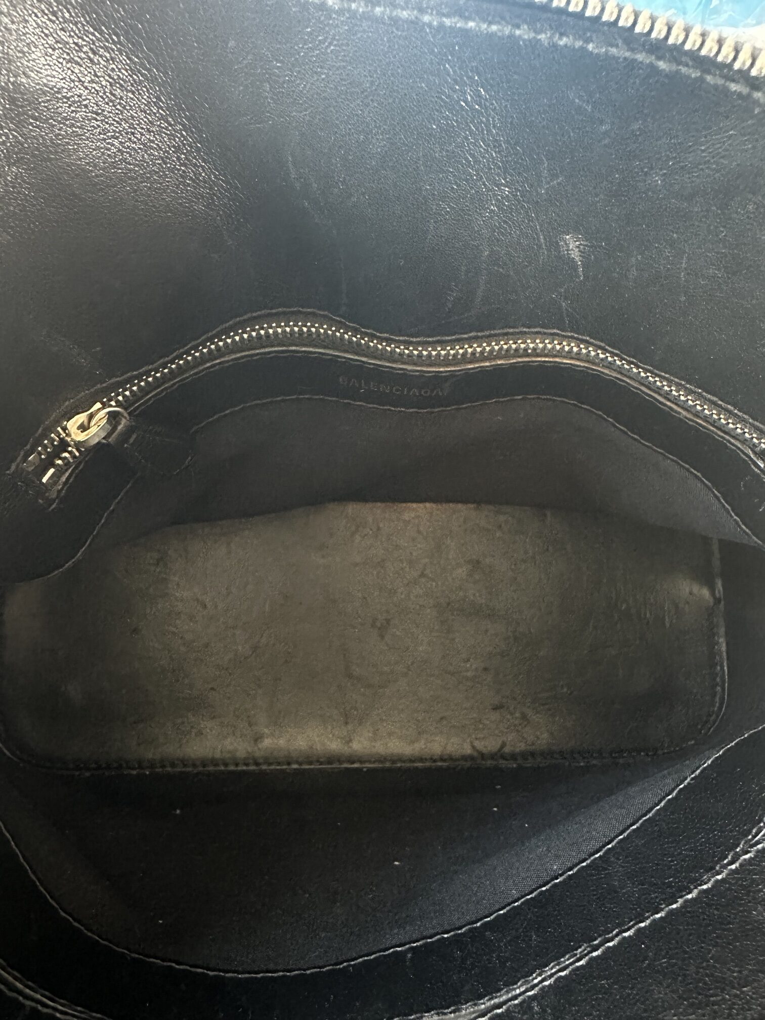 Balenciaga handbag - Image 11