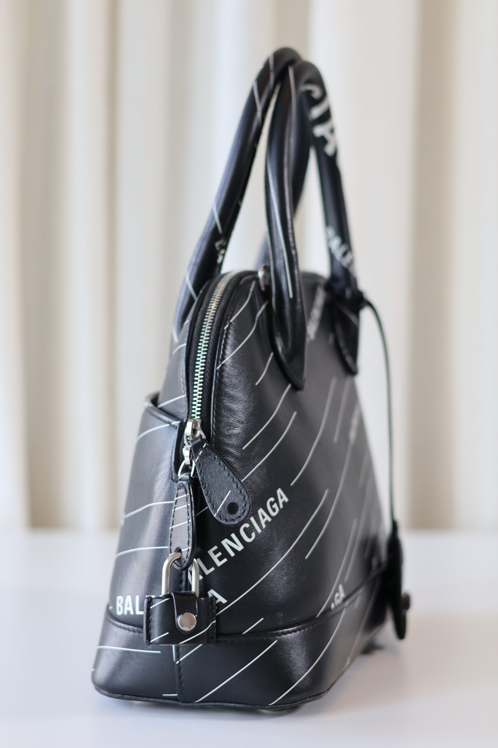 Balenciaga handbag - Image 4
