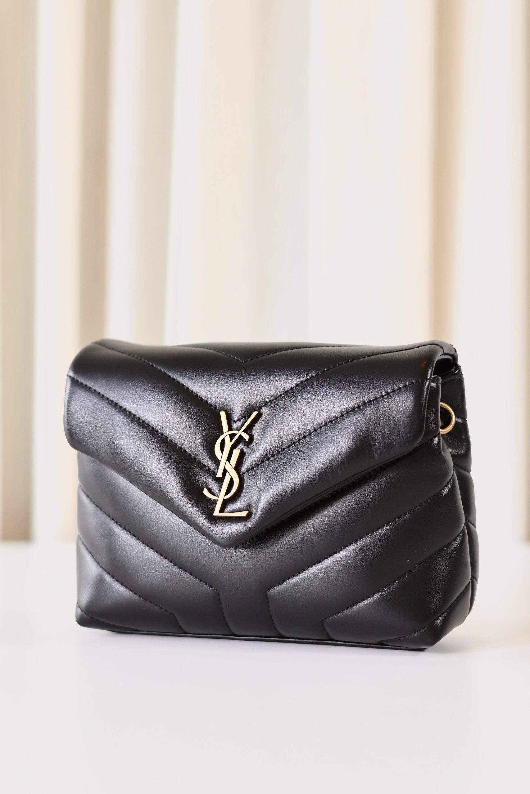 Saint Laurent Loulou Toy black - Image 2