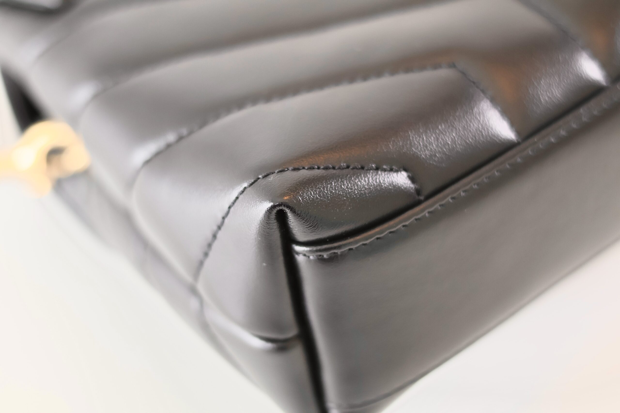 Saint Laurent Loulou Toy black - Image 9
