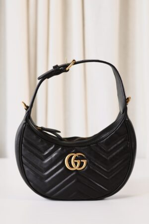 Gucci Marmont Halfmoon black
