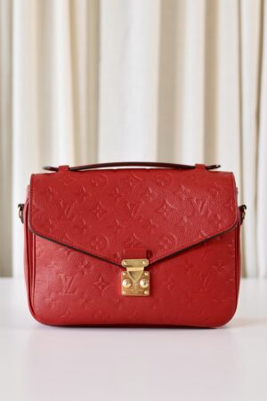 Louis Vuitton Pochette Metis