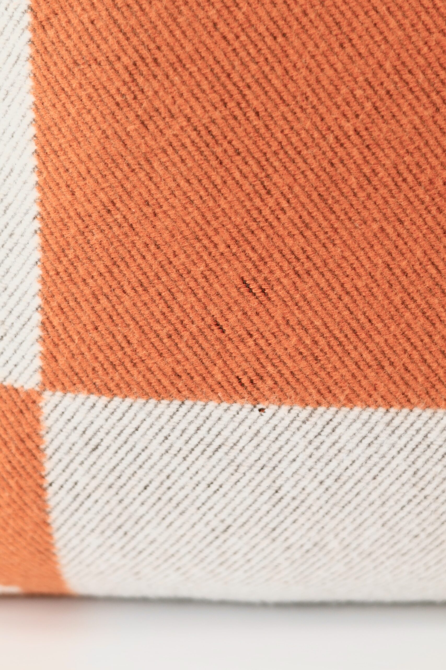 Hermes Avalon pillow small orange 1/2 - Image 5