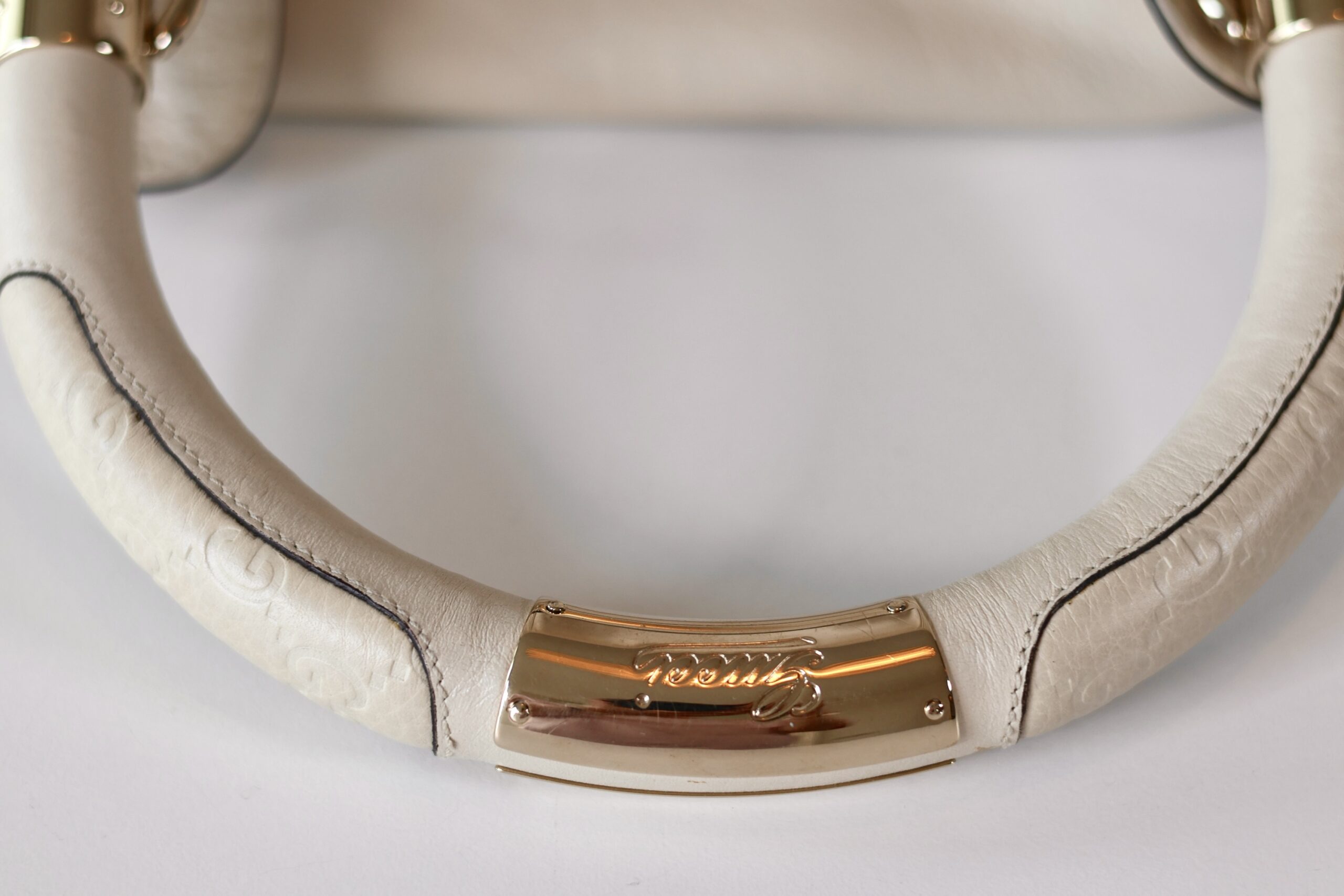 Gucci Indy hobo bag - Image 4