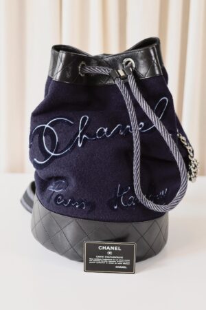 Chanel bucket bag navy