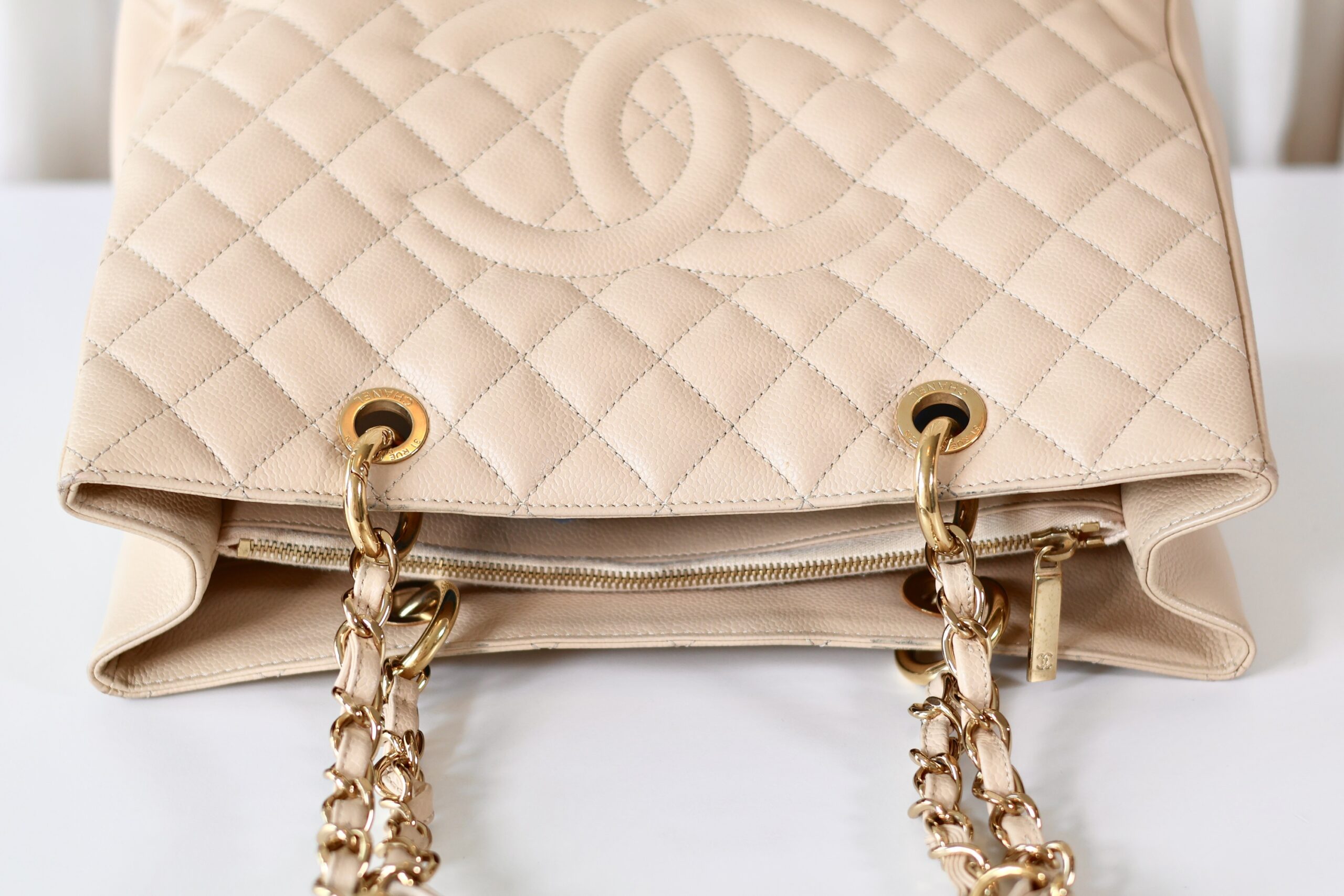 Chanel caviar GST beige - Image 5