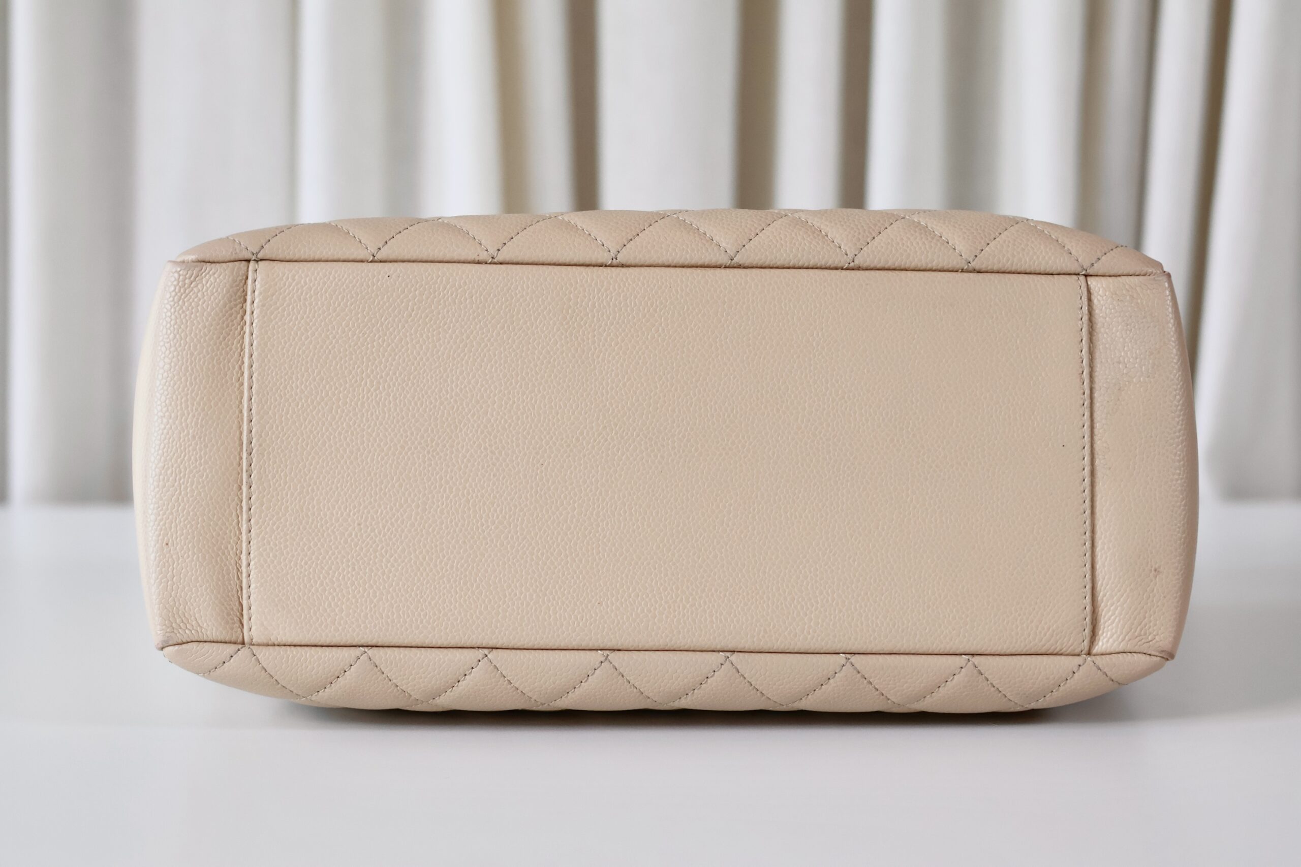 Chanel caviar GST beige - Image 6