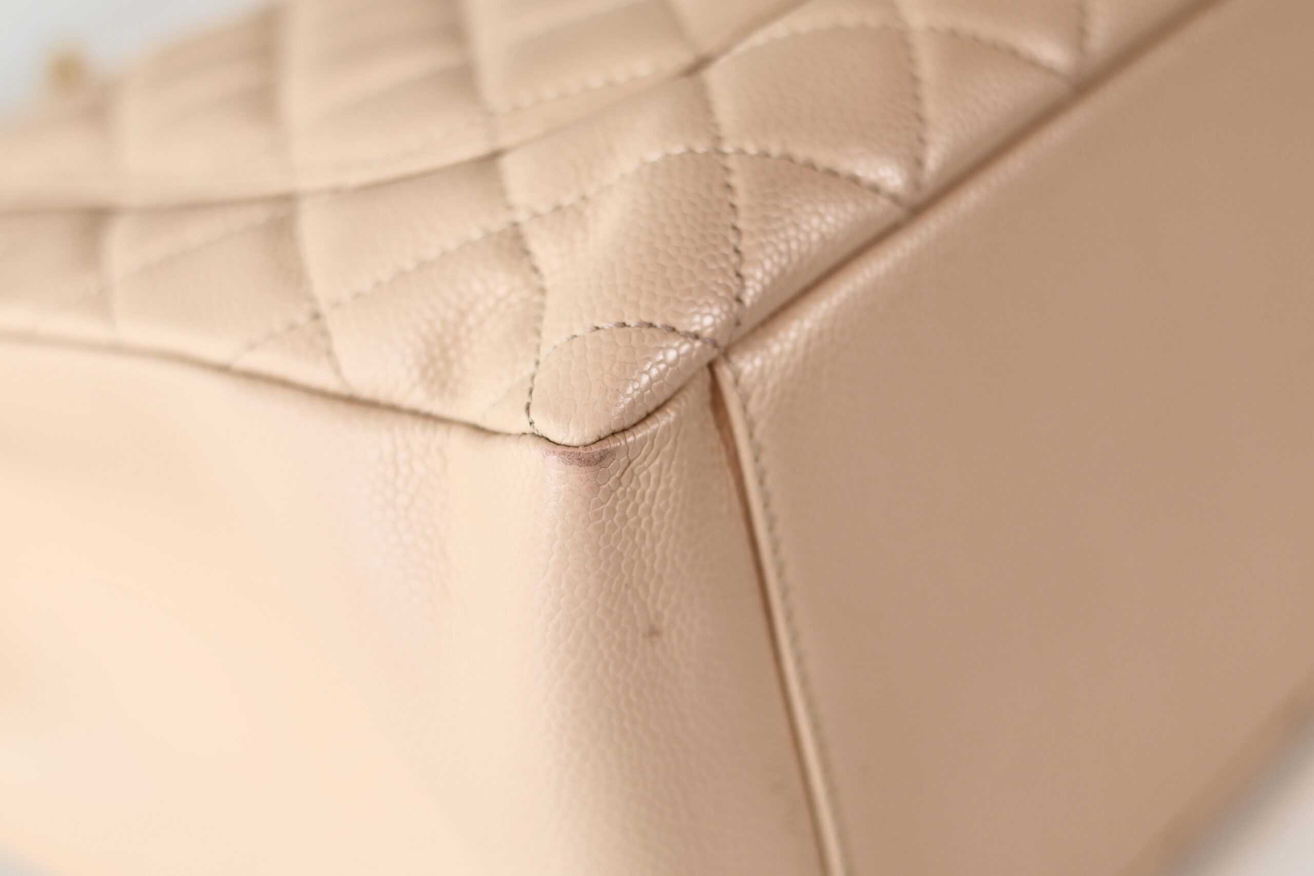 Chanel caviar GST beige - Image 10
