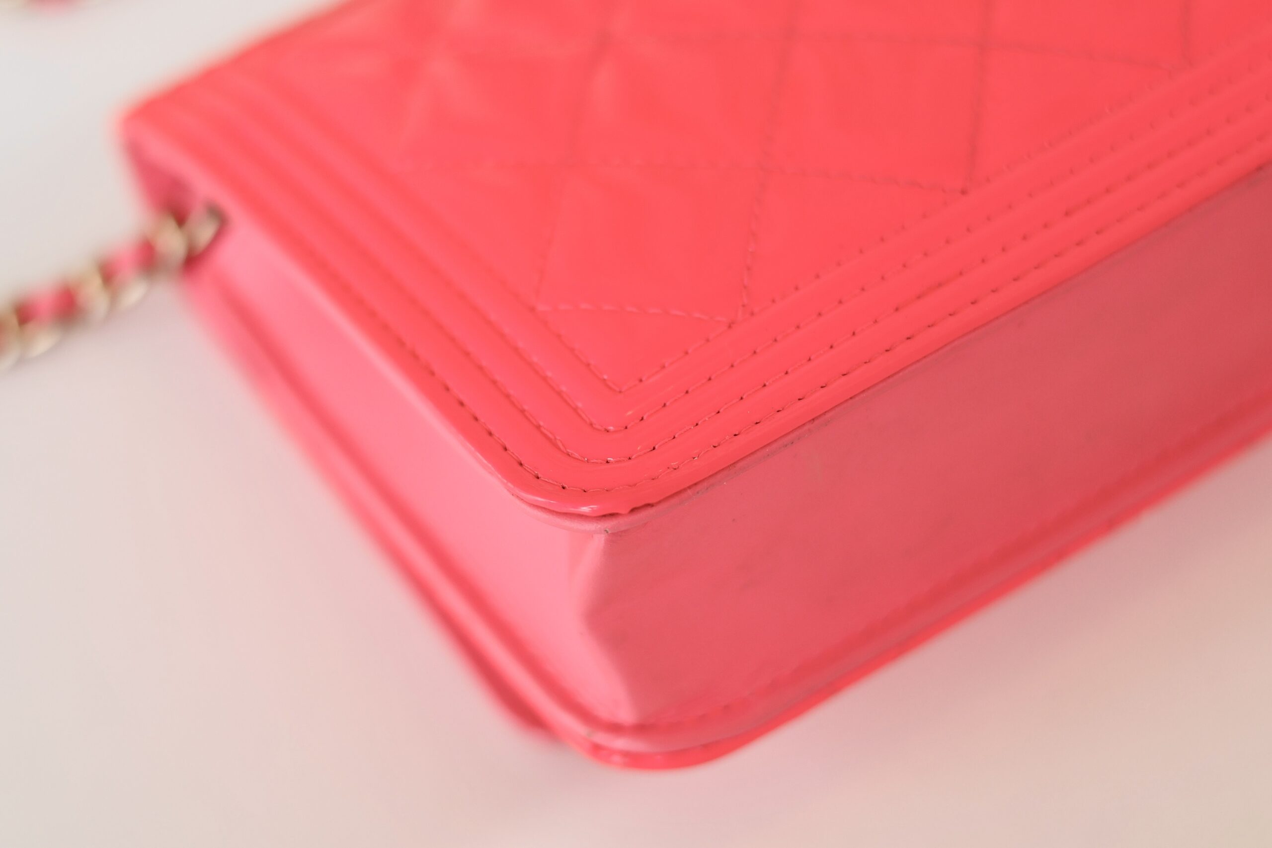 Chanel patent wallet on chain pink - Image 10