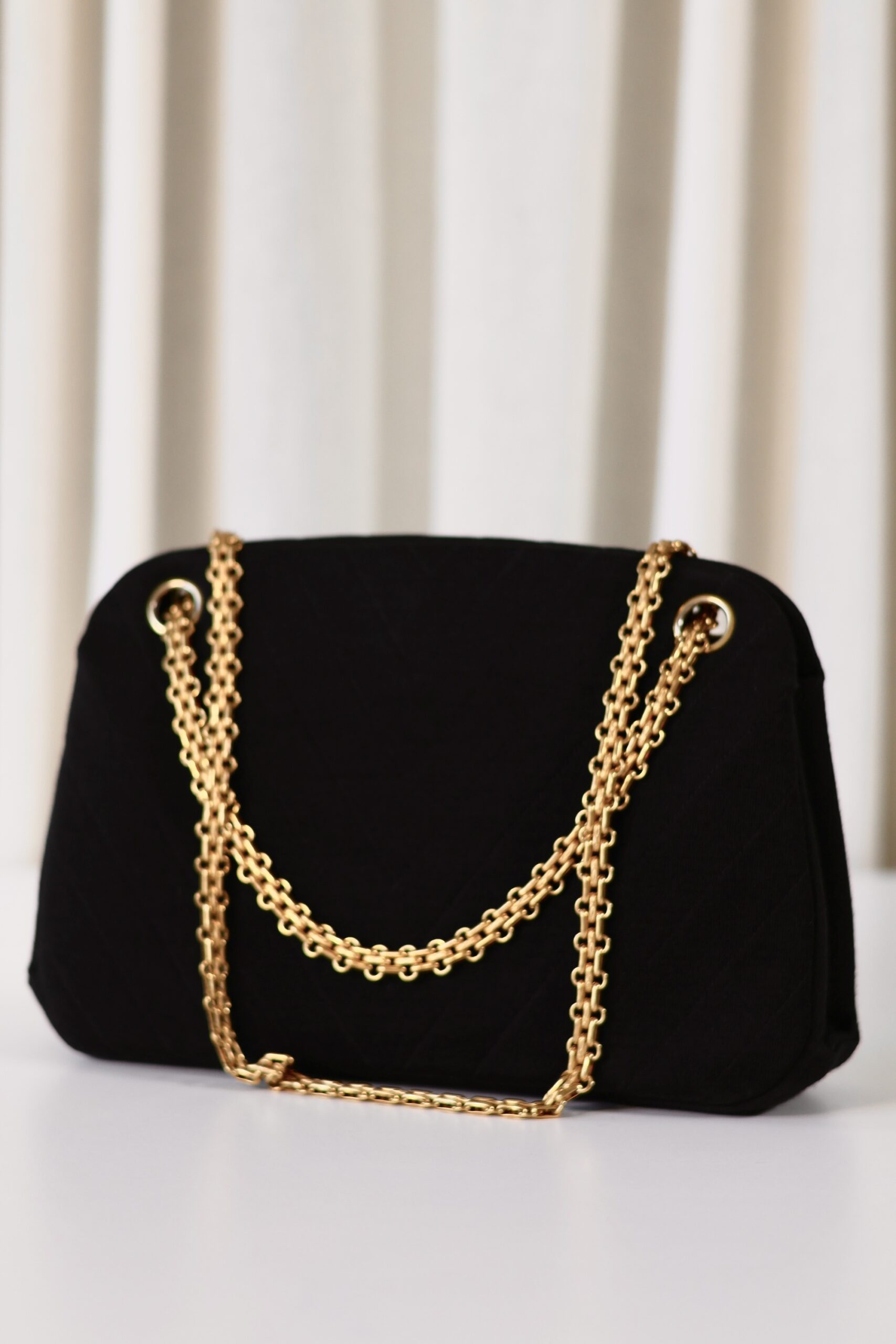 Chanel vintage shoulder bag fabric - Image 2