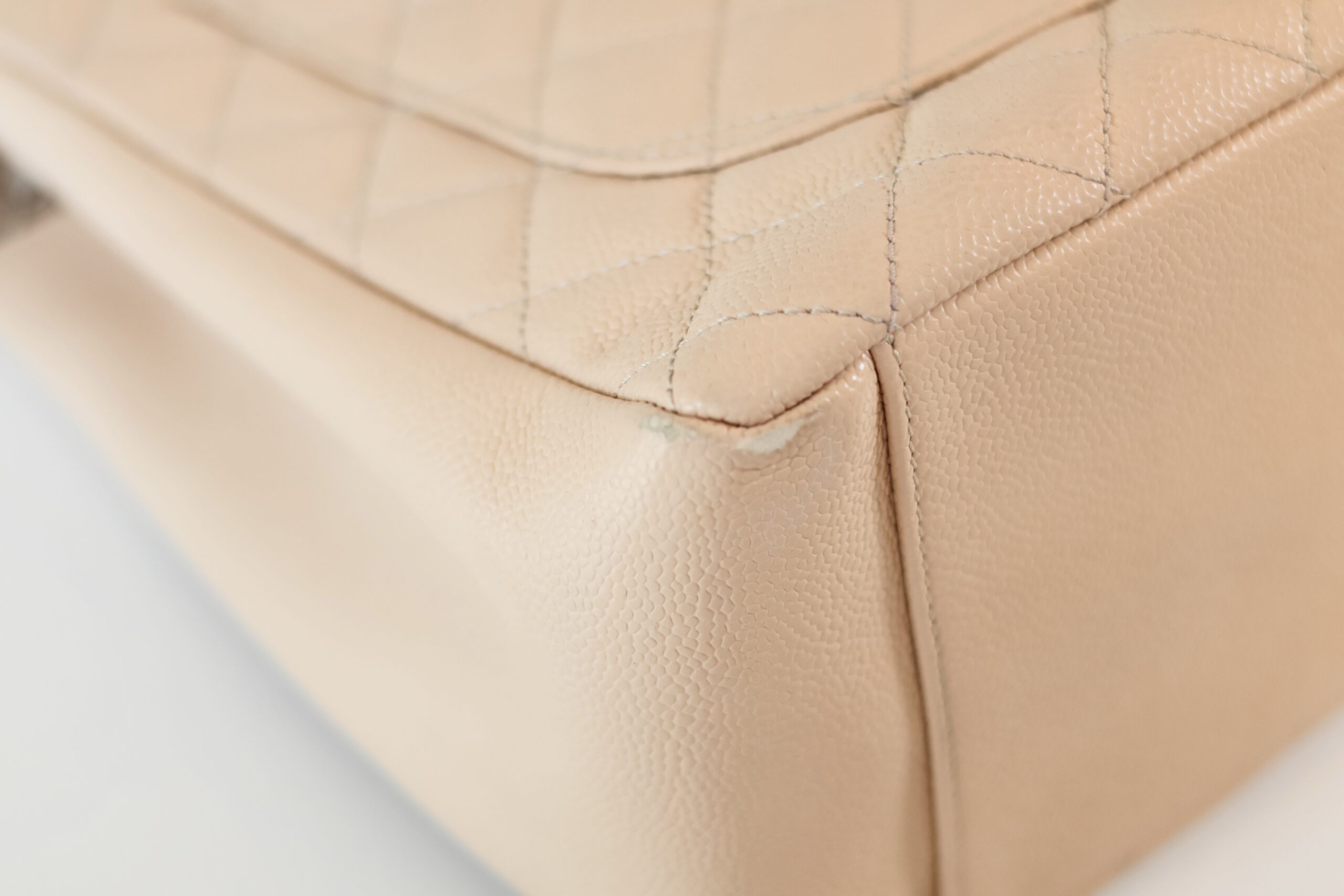 Chanel caviar GST beige shw - Image 10