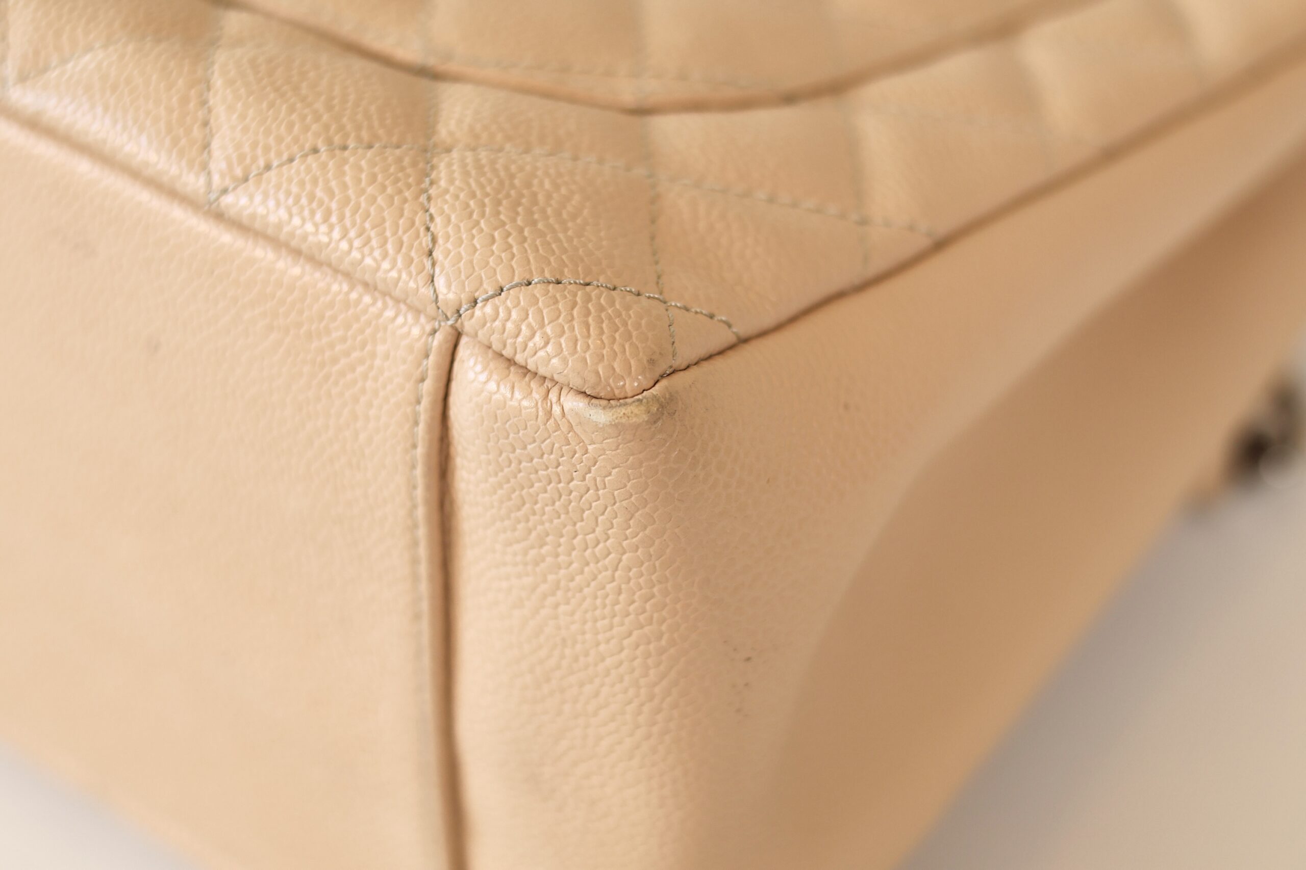 Chanel caviar GST beige shw - Image 11