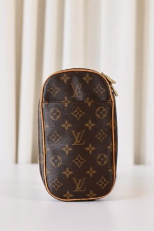 Louis Vuitton waistbag monogram