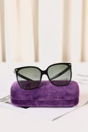 Gucci sunglasses black