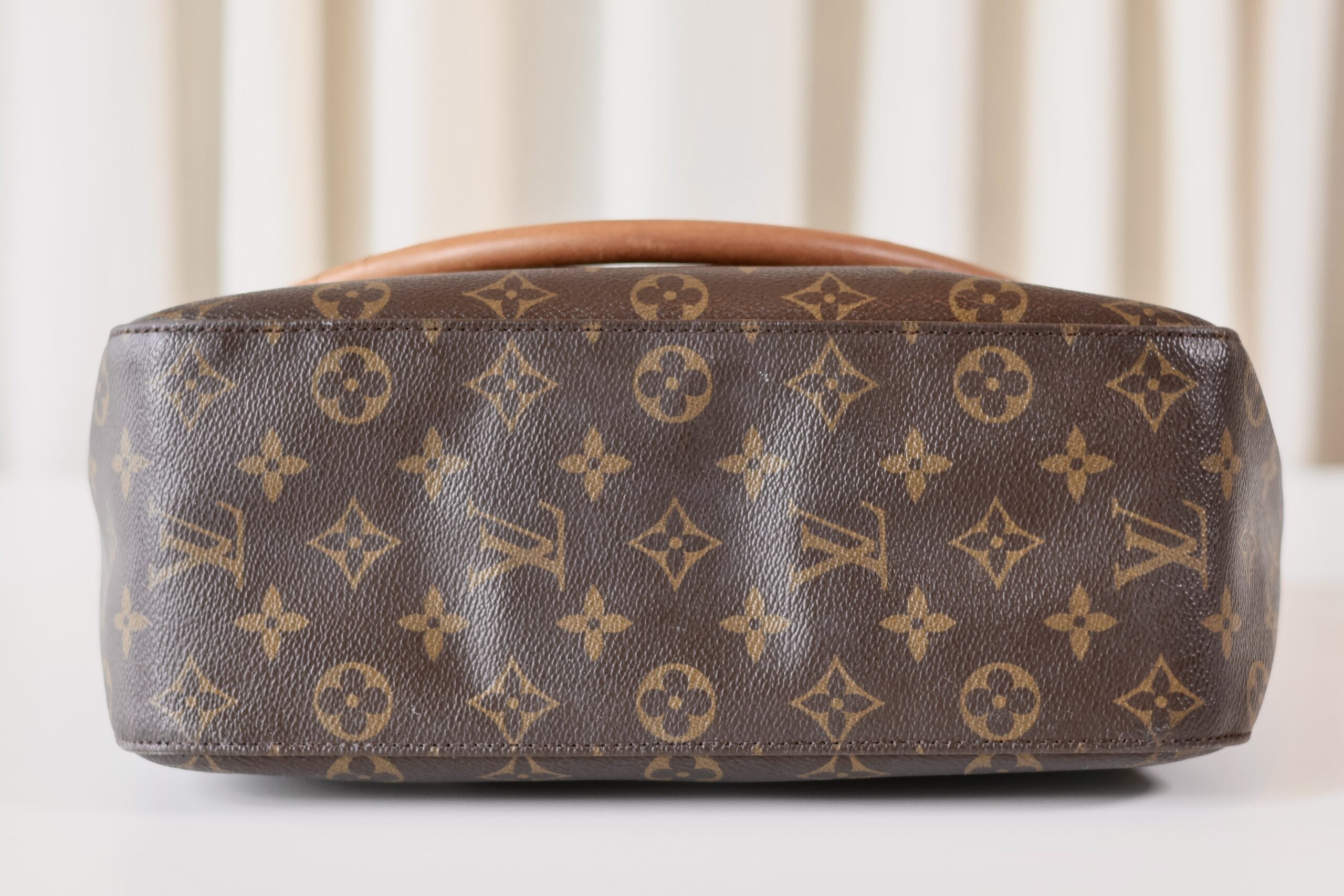 Louis Vuitton Looping GM - Image 8