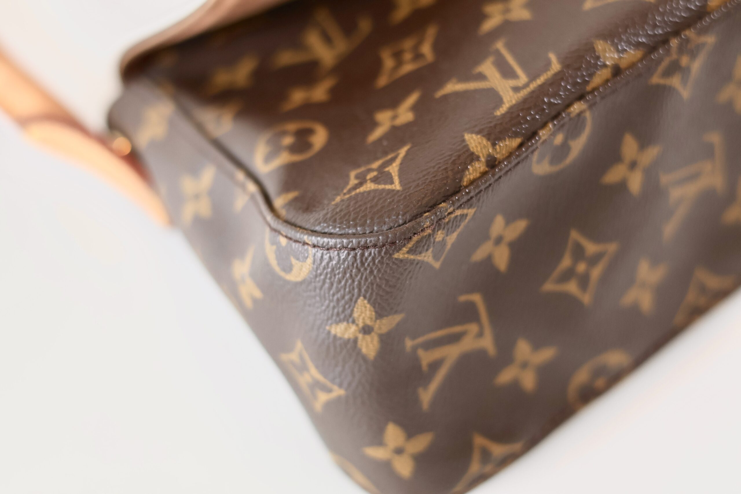 Louis Vuitton Looping pm - Image 7