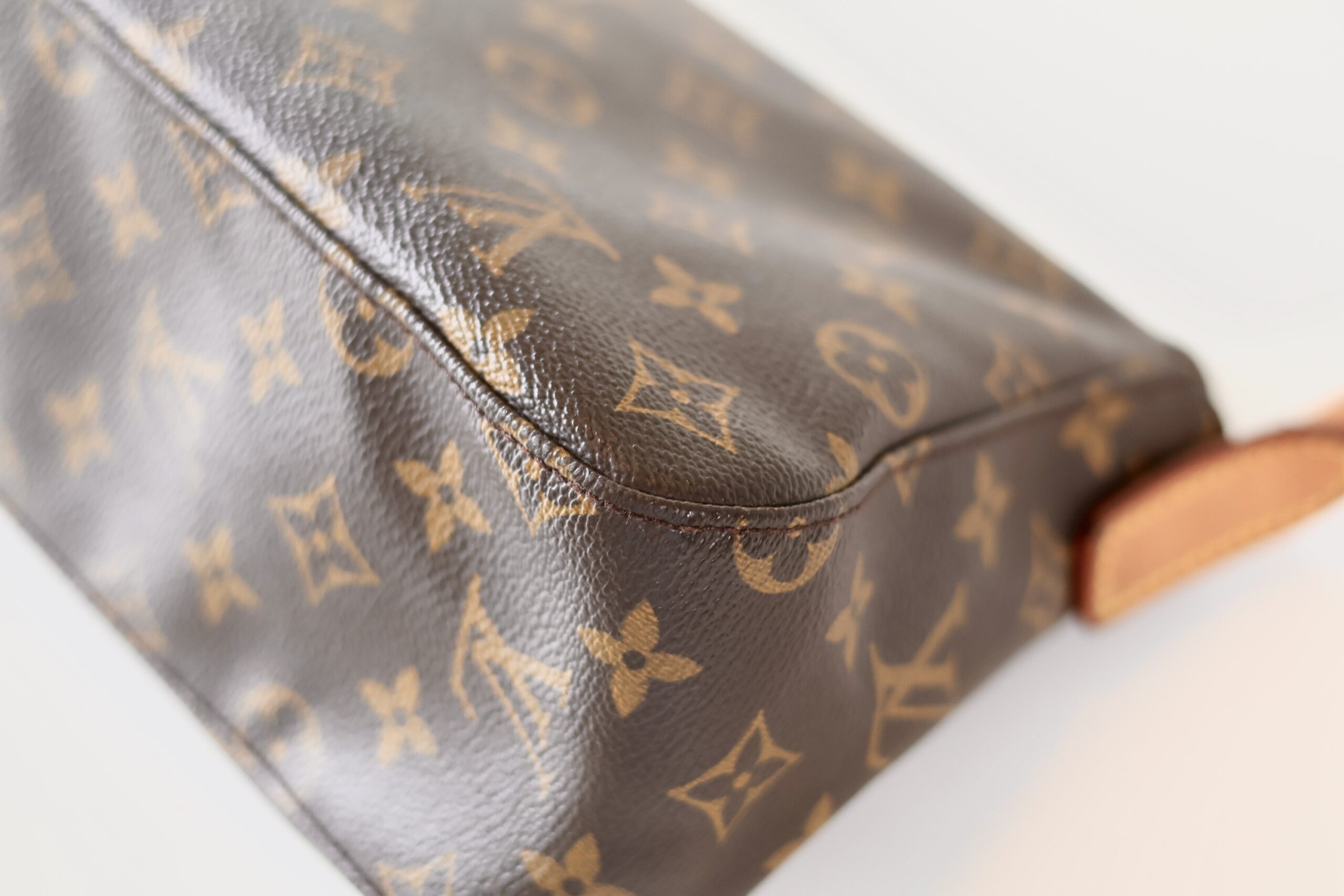 Louis Vuitton Looping pm - Image 10