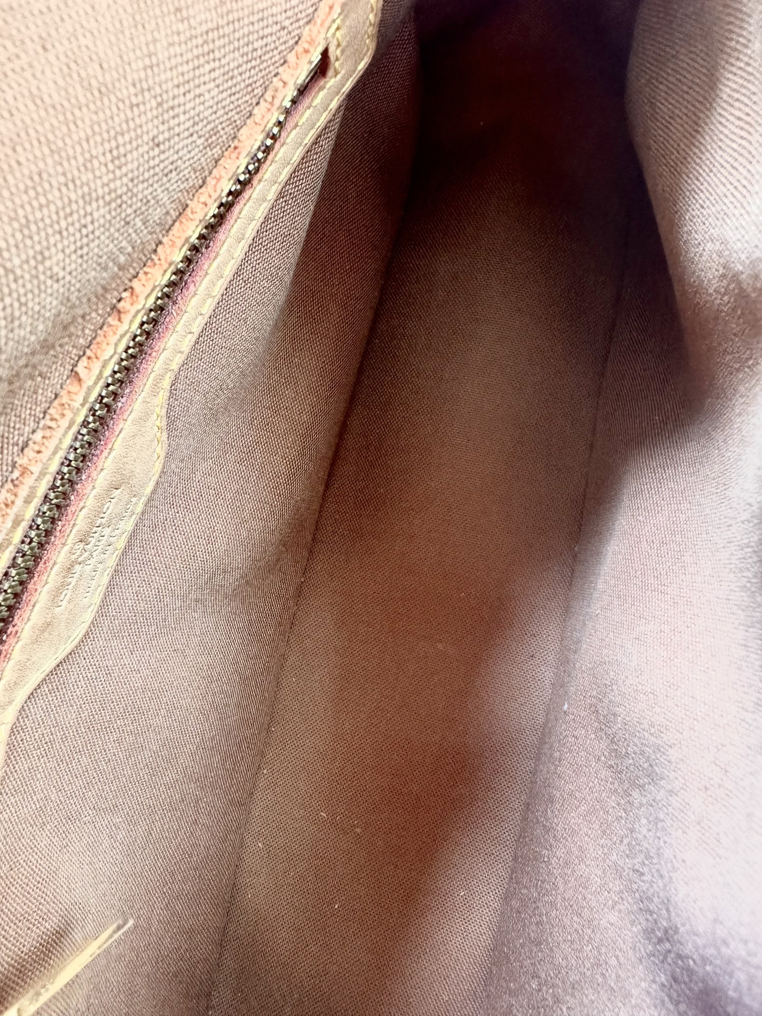 Louis Vuitton Looping pm - Image 11