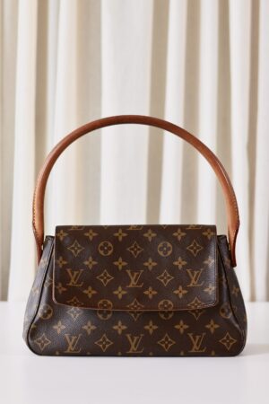 Louis Vuitton Looping pm